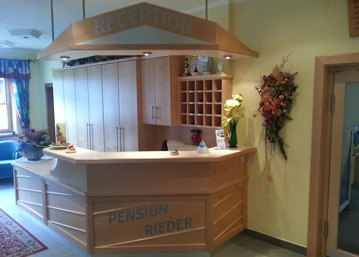 بنسيون ريدير 3* كابرون