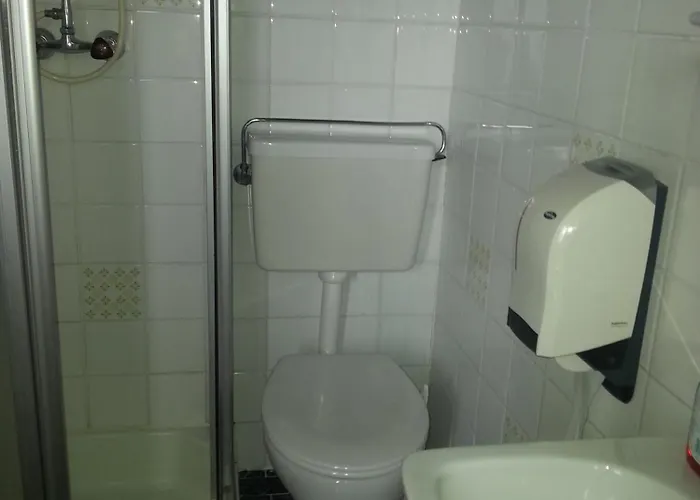 بيت ضيافة بنسيون ريدير