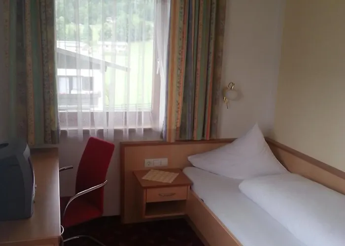 بنسيون ريدير بيت ضيافة 3*